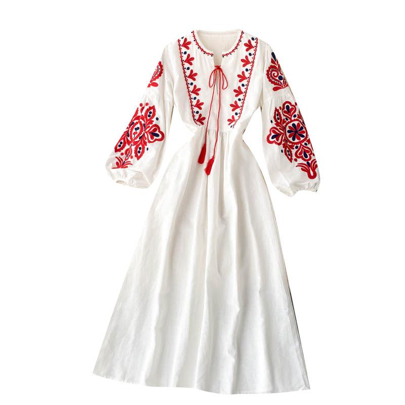 Изображение товара: Женское осеннее платье, с цветочной вышивкой, круглым вырезом, рукавами-фонариками, высокой талией, плиссированное, универсальное, GK393