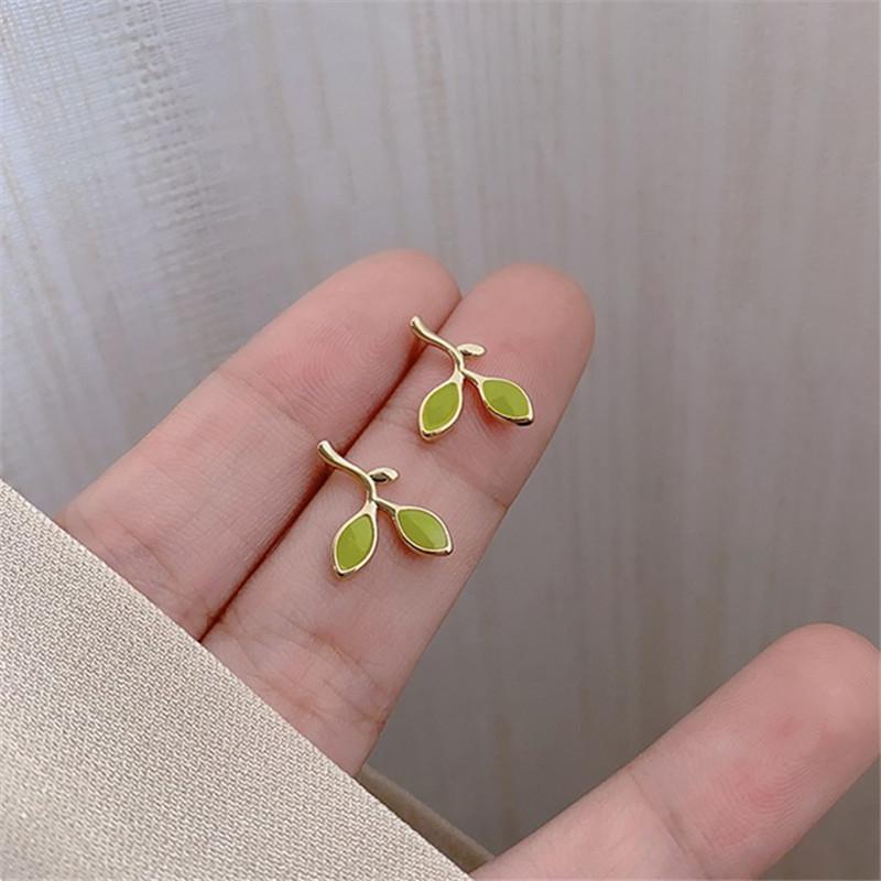 Изображение товара: New Geometric Mini Branches Green Leaves Lovely Stud Earrings for Women Fashion Epoxy Jewelry Trendy