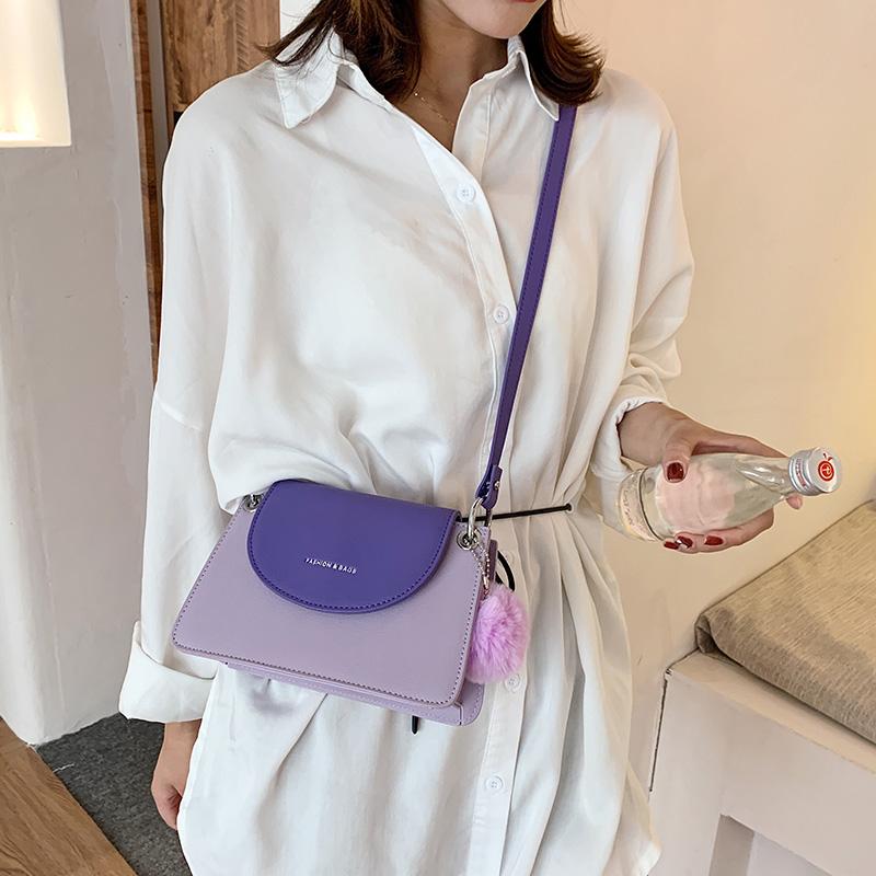 Изображение товара: Квадратная женская сумка контрастных цветов, модная маленькая сумка-мессенджер на ремне, качественная трендовая сумочка из искусственной кожи, кошелек, 2020