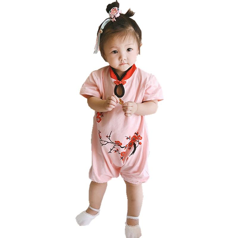 Изображение товара: Комбинезоны для новорожденных девочек, платье-Ципао в китайском стиле на пуговицах для девочек с коротким рукавом, китайский костюм Ципао с принтом сливы