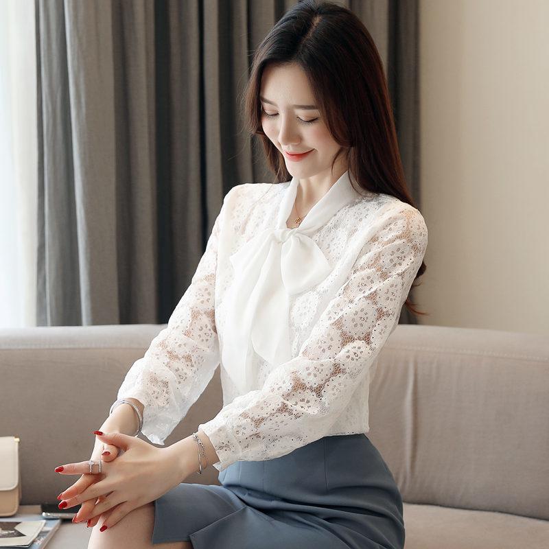 Изображение товара: Женская кружевная блузка с длинным рукавом, элегантная белая ажурная блузка с цветочным узором, повседневный топ для офиса, осень 11702