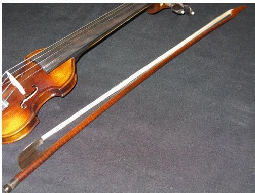 Изображение товара: Отличный карманный мини-бант для скрипки в стиле барокко 17 дюймов 1/4
