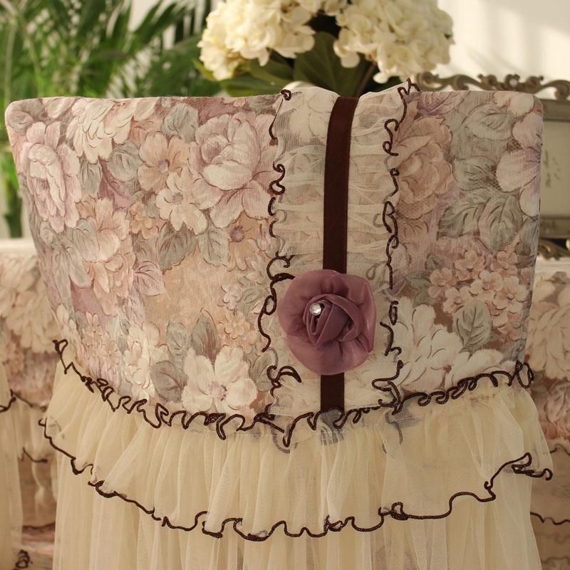 Изображение товара: Кружевная скатерть в европейском стиле, полый садовый скатерть, цветочная ткань, Пыленепроницаемая скатерть для свадебного стола, украшение для дома