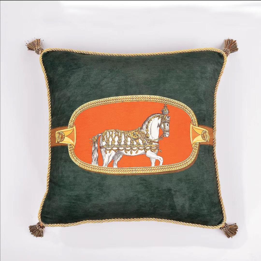 Изображение товара: Роскошная модная зеленая бархатная шениль с кисточками, искусственная подушка, наволочка, домашняя декоративная диванная подушка