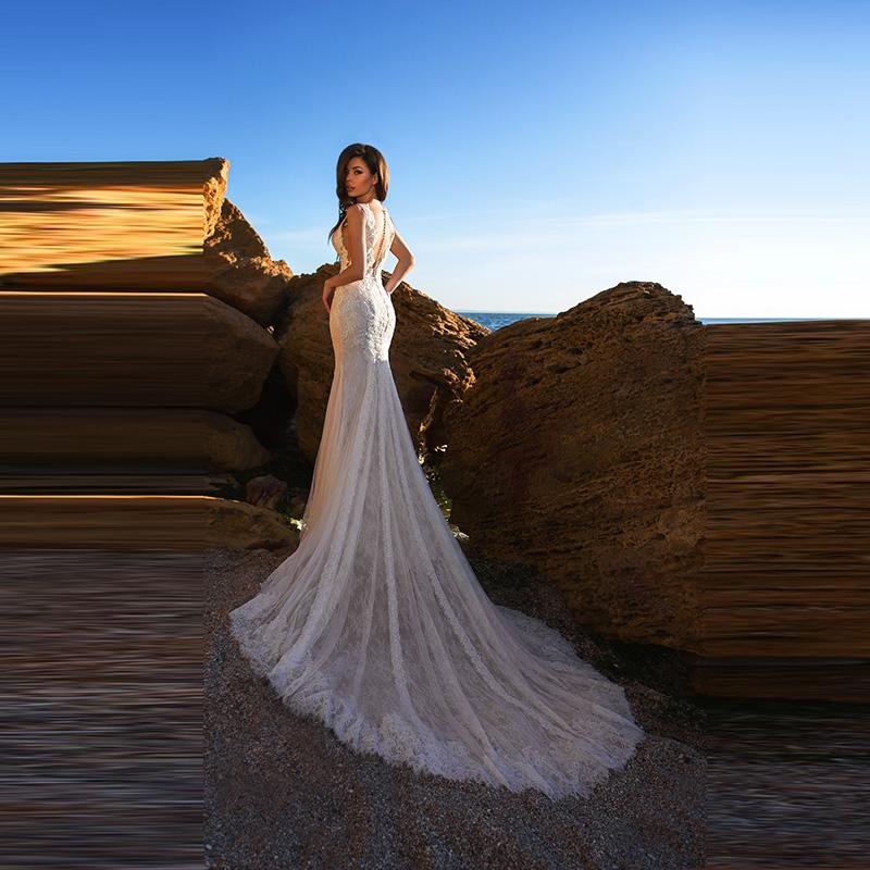 Изображение товара: Женское свадебное платье с юбкой годе, элегантное кружевное платье невесты без рукавов, свадебное платье с вырезом лодочкой и аппликацией на спине, со шлейфом
