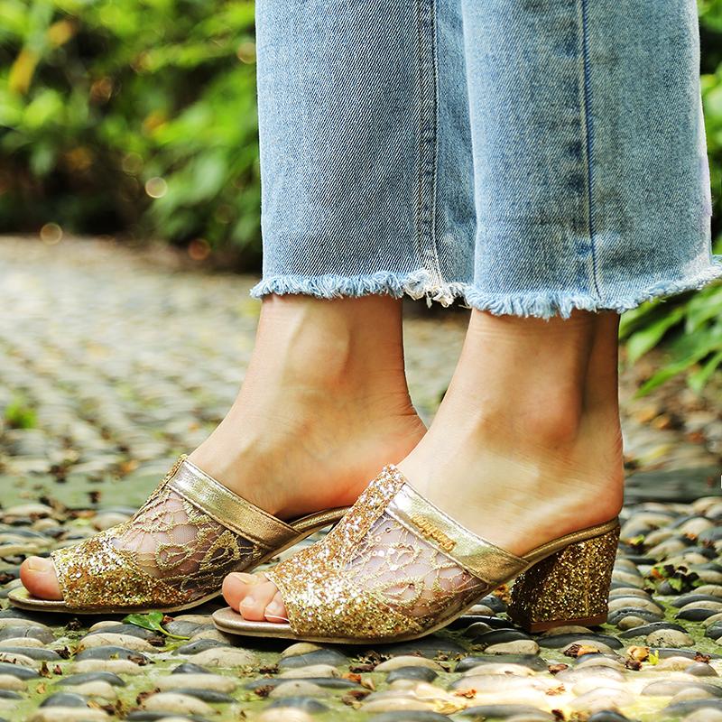 Изображение товара: Женские сетчатые сандалии-гладиаторы, с блестками, с открытым носком, повседневная обувь без застежки, большие размеры 43, 2020