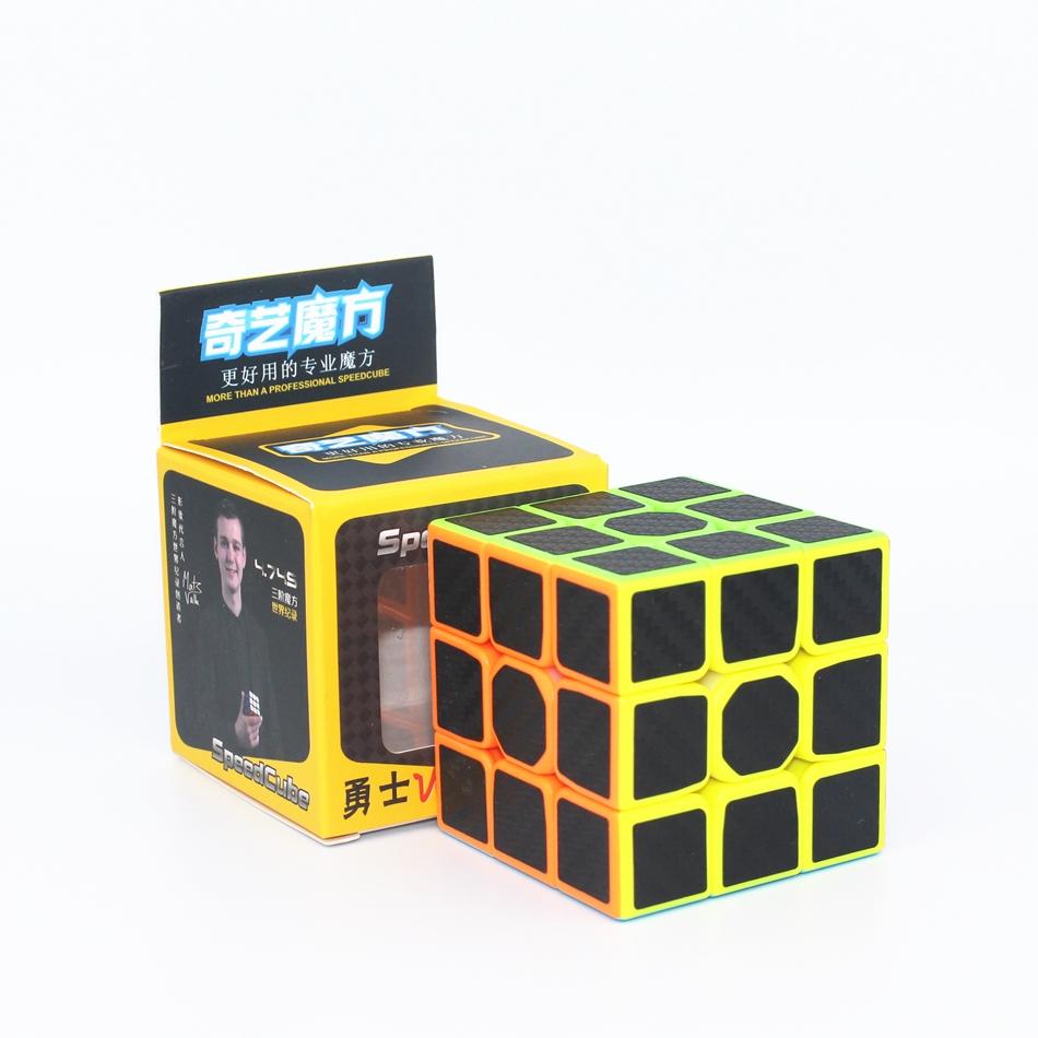 Изображение товара: QiYi Magic cube 3X3X3 Qiyi неокуб волшебный куб 3X3X3 кубик рубика Qiyi куб из углеродного волокна наклейки в форме Куба 3x3x3 скоростной куб 3*3*3 головоломка профессиональный волшебный куб забавные игровые кубики