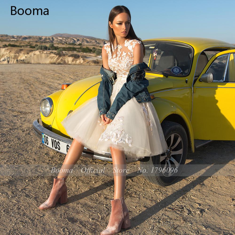 Изображение товара: Женское Короткое свадебное платье Booma, с круглым вырезом и цветочной аппликацией, до колена, без рукавов