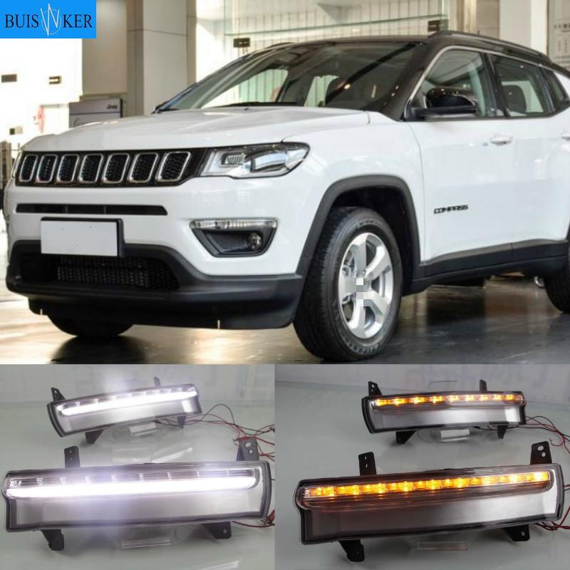 Изображение товара: 2 шт. днем Бег светильник для Jeep Compass 2017 2018 2019 динамический желтый указатель поворота светильник стиль реле 12V светодиодный автомобиль DRL Противотуманные лампы