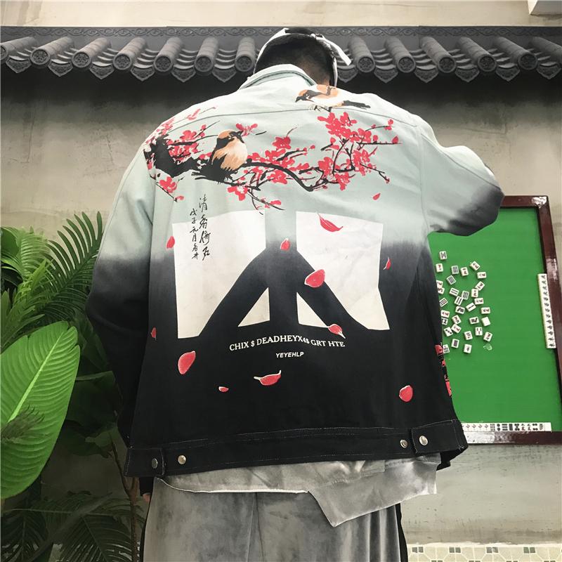 Изображение товара: Джинсовая куртка HZ088 мужская с длинным рукавом, уличная одежда из денима, модная повседневная хлопковая куртка в стиле хип-хоп, с цветочным принтом, в китайском стиле, 2019