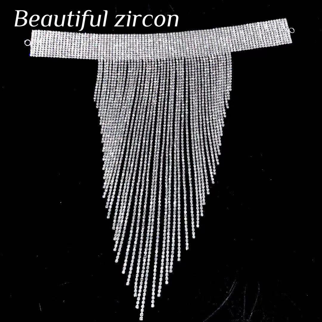 Изображение товара: Модное длинное женское ожерелье с кисточками, блестящее Кристальное ожерелье с низким воротником, изысканное ювелирное изделие стразы, подарок на день рождения