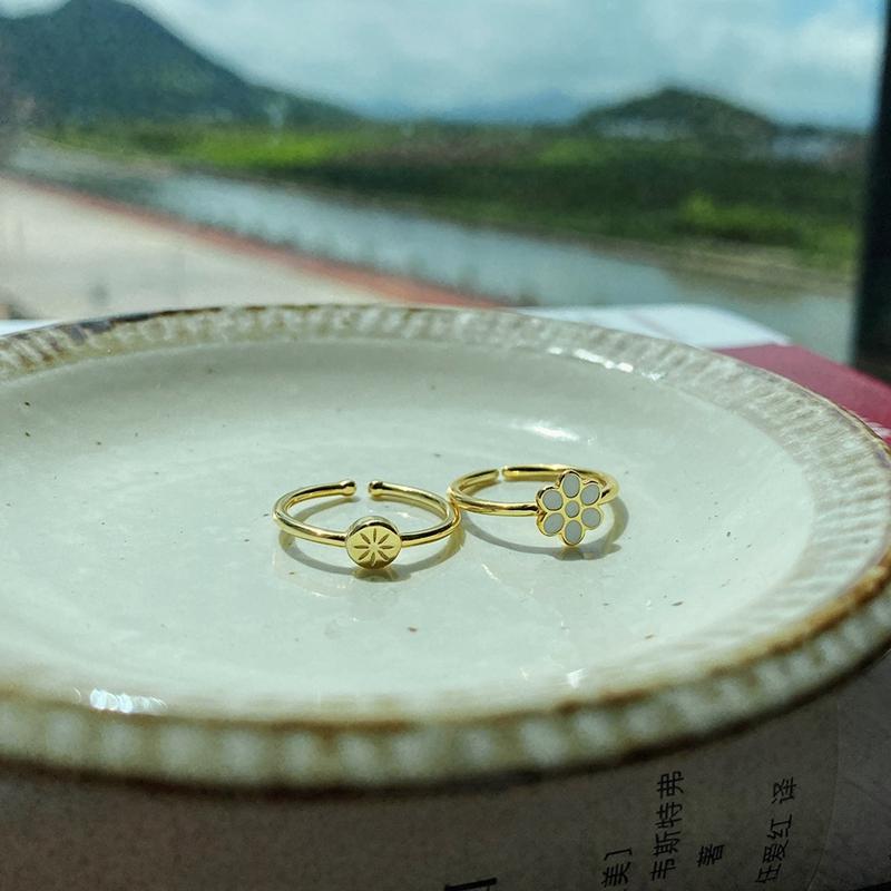 Изображение товара: Женское кольцо в стиле ретро Besimpol, кольцо из стерлингового серебра 925 пробы с золотым круглым квадратным глазом и цирконием, оригинальное винтажное ювелирное изделие