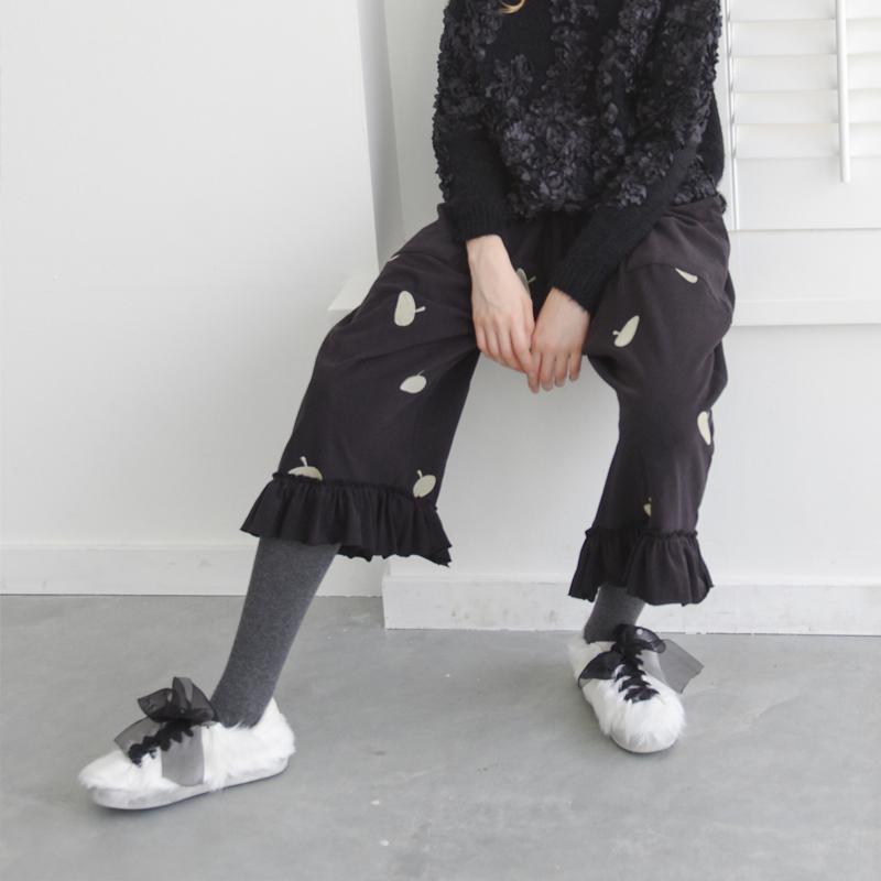 Изображение товара: Прямые брюки imakokoni с вышивкой, оригинальный женский дизайн, универсальные повседневные брюки с девятью точками, новинка на осень и зиму