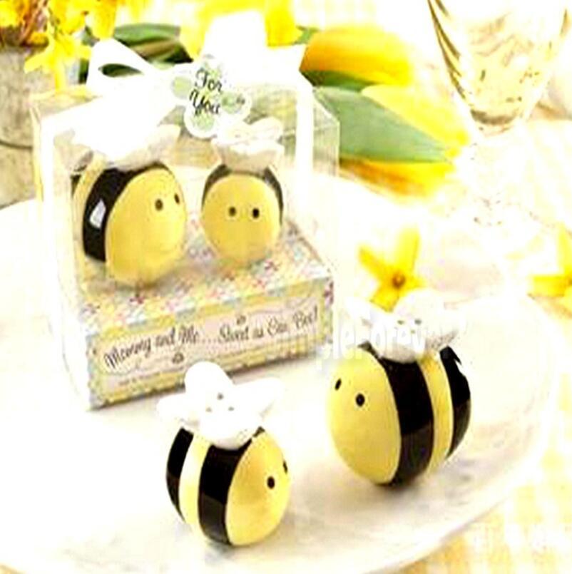 Изображение товара: Шейкер Sweet As Can Bee для соли и перца Honeybee набор статуэток Mommy Me Gift Box