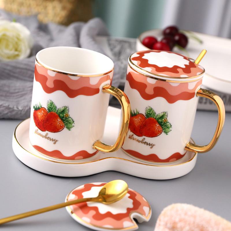 Изображение товара: Керамическая чайная кофейная кружка с крышкой и ложкой, чашка для молока, кофе, чая, посуда для напитков, кухонная Питьевая утварь, подарочная упаковка, свадебный подарок