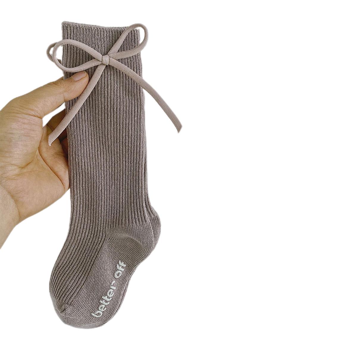 Изображение товара: Детские однотонные штаны для девочек с бантом носки для детей ясельного возраста; Теплая осенне-зимний утеплитель для ног носки для малышей из хлопка с нескользящей подошвой; Мягкие носки в рубчик От 1 до 8 лет