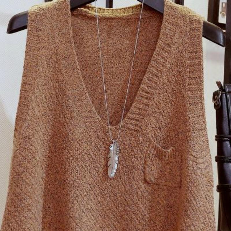 Изображение товара: Женский трикотажный жилет в стиле ретро, однотонный винтажный свободный свитер без рукавов с V-образным вырезом, корейский свитер, новинка для весны-осени, 2XL