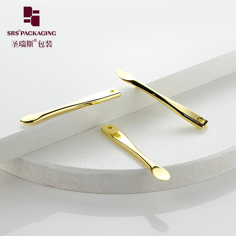 Изображение товара: Популярный новый дизайн, красивый металлический мини косметический шпатель 60 мм под золото