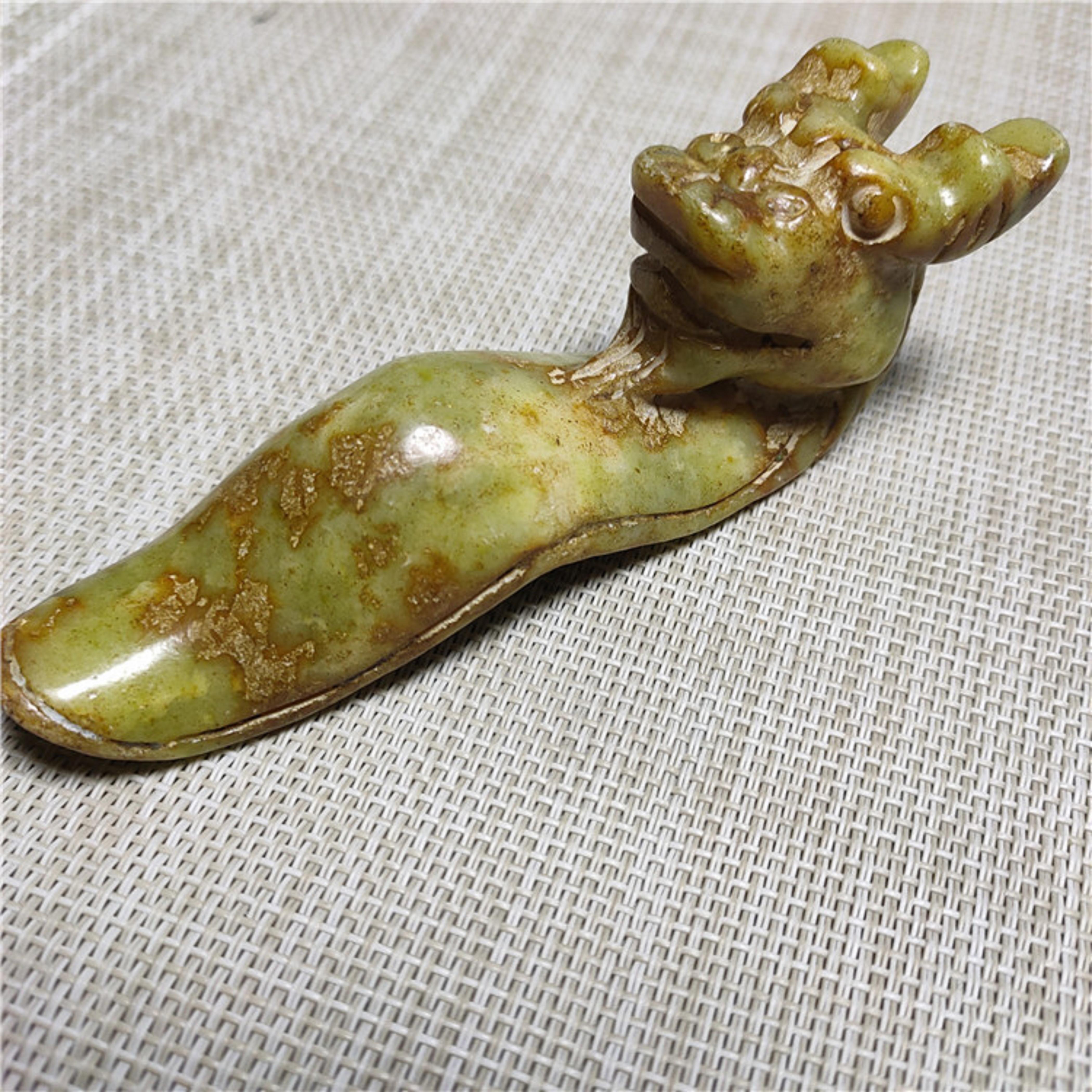 Изображение товара: Tibet | Jade | Antique | Stone | Crystal Figures Dragon baby status green jade sculpture Wizard cute lovely funny gift hongshan