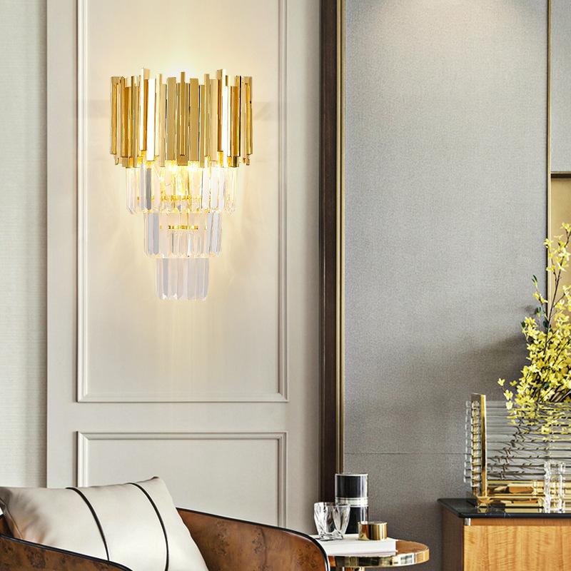 Изображение товара: Светильник постмодерн роскошный хрустальный настенный светильник для спальни прикроватный золотой светильник для гостиной коридора креативный латунный светильник Северной Европы