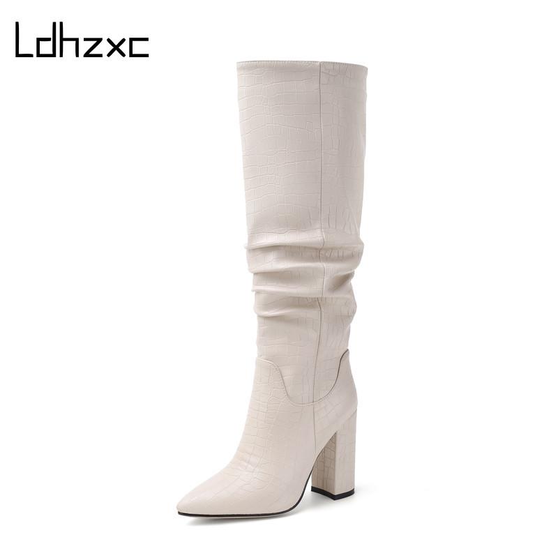 Изображение товара: Женские сапоги до колена LDHZXC, в западном стиле, с острым носком, плиссированные, осенне-зимние сапоги на толстом высоком каблуке, 2020