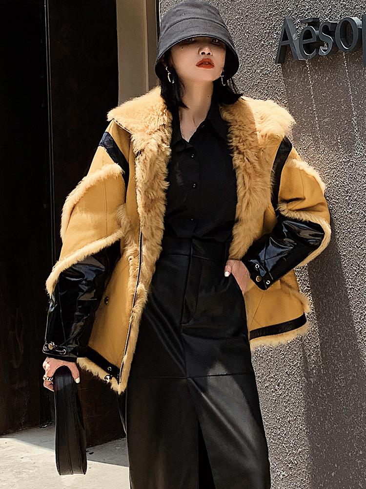 Изображение товара: Женское меховое пальто из натуральной овечьей шерсти, теплая зимняя куртка, 2020, Zjt900