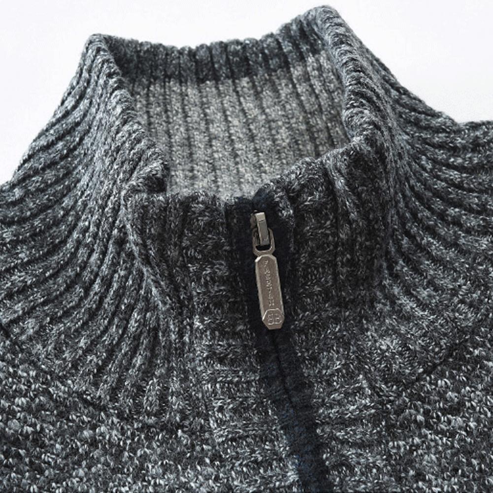 Изображение товара: Мужские свитеры, сезон осень-зима, теплые вязаные свитеры, мужской вязаный свитер с карманами и плюшевой подкладкой, теплый облегающий кардиган, пальто
