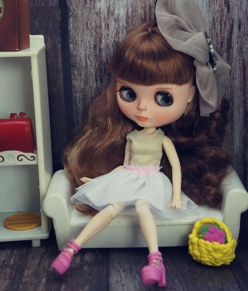 Изображение товара: Модный кукольный комплект одежды для куклы, наряды, майка, футболка, пальто, юбка, платье-пачка, штаны, брюки для кукол Blyth, 1/6 игрушка
