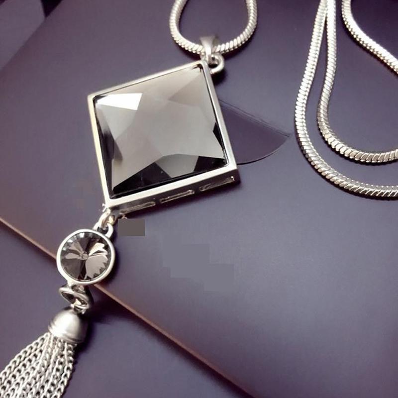 Изображение товара: Новинка 2020, высокое качество, квадратная подвеска с кристаллами, длинное ожерелье с кисточками, женская мода, ювелирные изделия, оптовая продажа