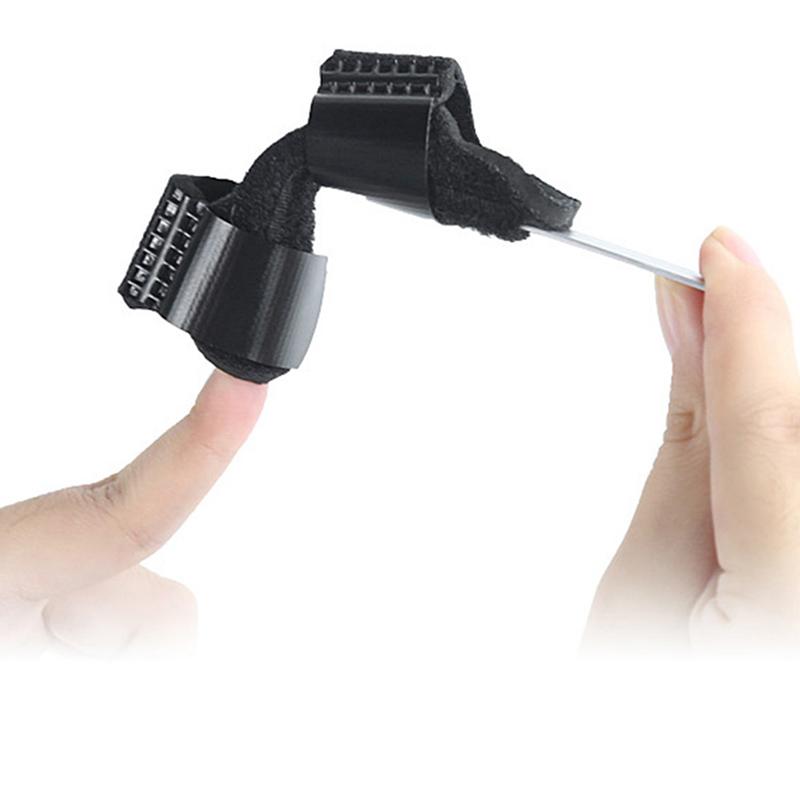 Изображение товара: Регулируемая обезболивающая подставка для пальцев выпрямитель черный выпрямитель гибкий инструмент для ухода за ногами горячая распродажа 1 шт.
