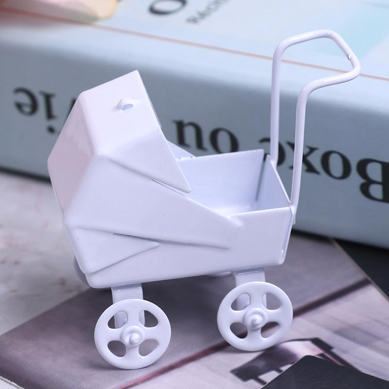 Изображение товара: DIY Миниатюрный Кукольный домик пластиковая коляска велосипед автомобиль кукла аксессуары подарок для ребенка белая детская коляска модель коляски детская игрушка