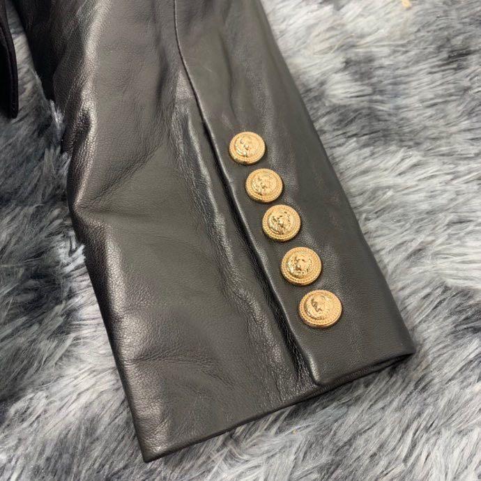 Изображение товара: Высокое качество 2020 новый модный подиумный дизайнерский пиджак женский кожаный двубортный блейзер из овчины с длинным рукавом черный блейзер