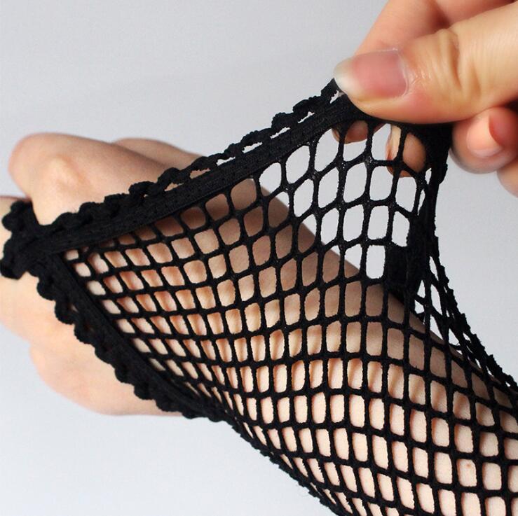 Изображение товара: Перчатки женские ажурные, пикантные сетчатые модные нейлоновые перчатки без пальцев в стиле панк, черный цвет, для вечевечерние, танцев, клубов, 1 пара