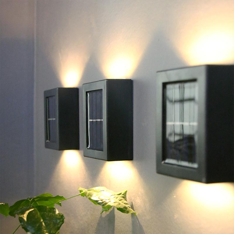 Изображение товара: Комплект из 2 предметов на открытом воздухе на стенная солнечна лампа 2LED IP65 Водонепроницаемый настенный светильник Настенный декоративный светильник уличный светильник Инж