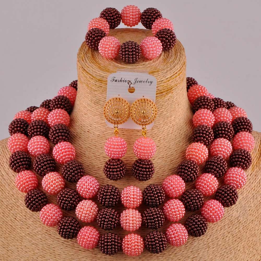Изображение товара: Персиковые и белые нигерийские Свадебные бусины, набор африканских ювелирных изделий, ожерелье с имитацией жемчуга FZZ107