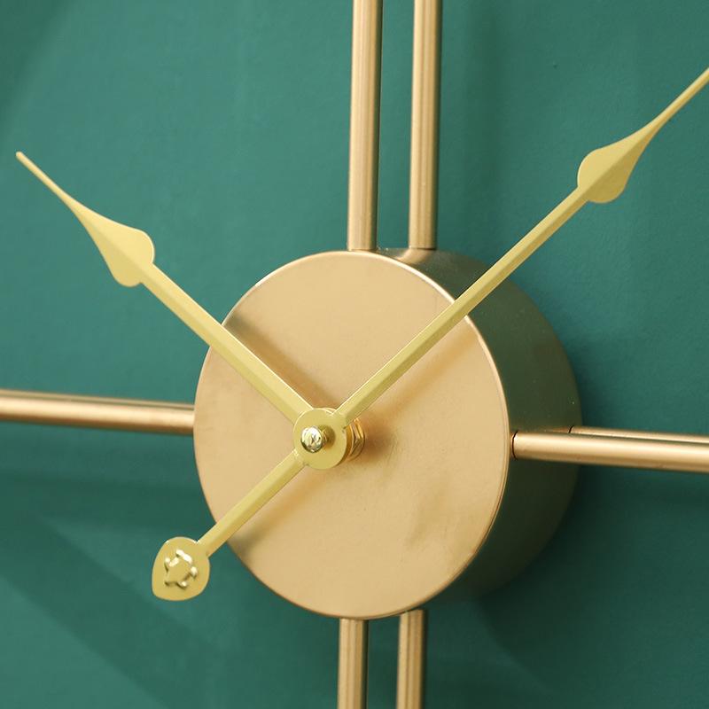 Изображение товара: Креативные настенные часы в скандинавском стиле, роскошсветильник беззвучные модные домашние украшения для гостиной, крыльца, дома, модель для комнаты, карманные настенные часы