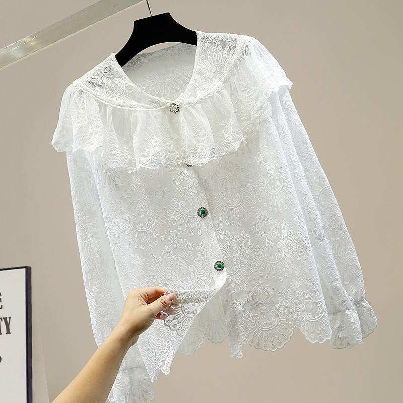 Изображение товара: Женская белая кружевная блузка в винтажном дворцовом стиле, кружевная Асимметричная однобортная рубашка с гофрированным воротником и рукавом-колокольчиком
