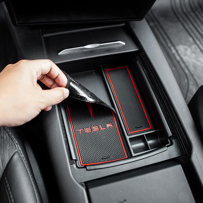 Изображение товара: 1 комплект новое беспроводное зарядное устройство для автомобильного телефона с USB-портом центральная консоль контейнер для хранения Быстрая Зарядка интерьер для Tesla Model S X