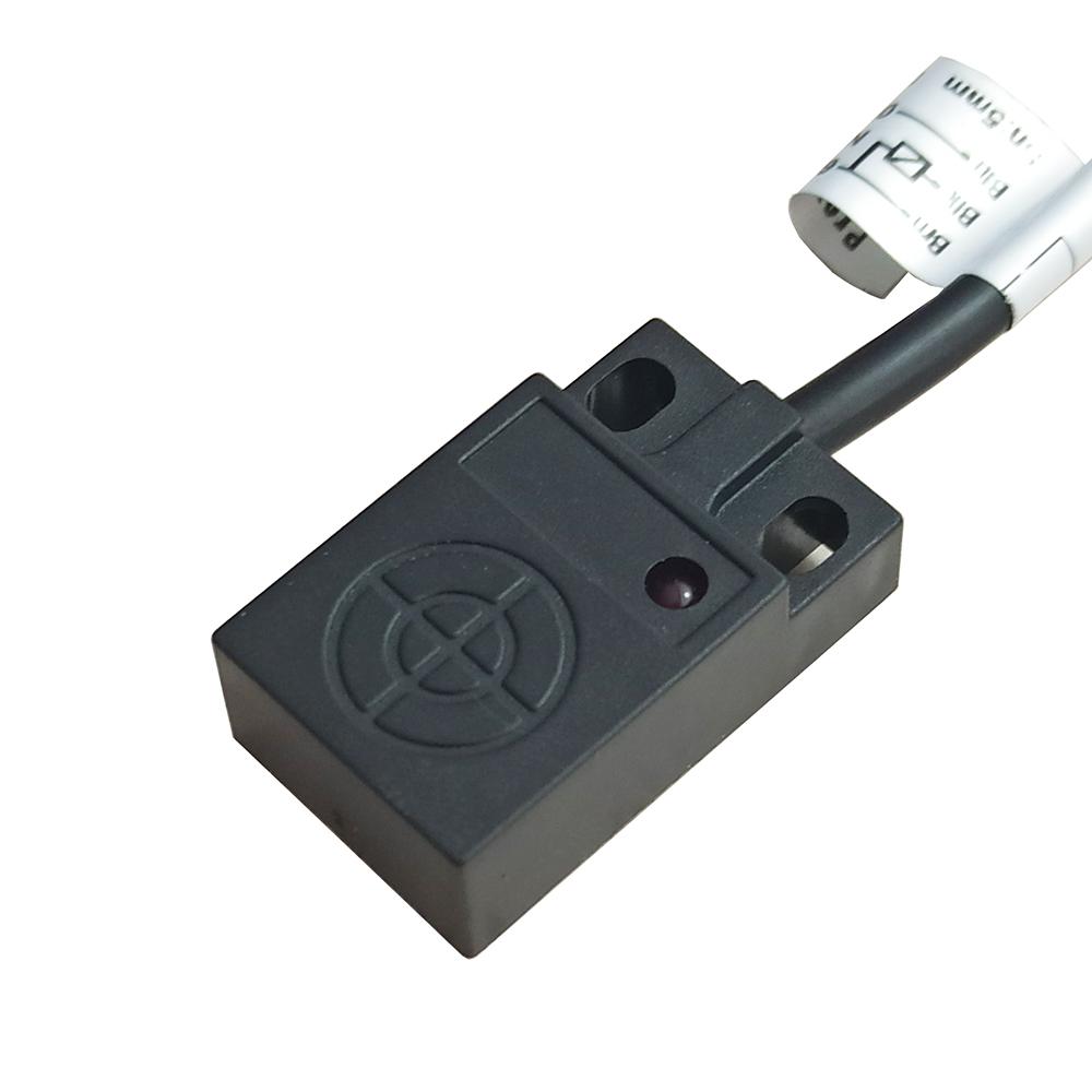 Изображение товара: Индуктивный бесконтактный выключатель TL-W5MC1 TL-W5MF1, переключатель обнаружения, 5 мм, DC 12-24 В постоянного тока, NPN PNP, без датчика квадратного типа NC
