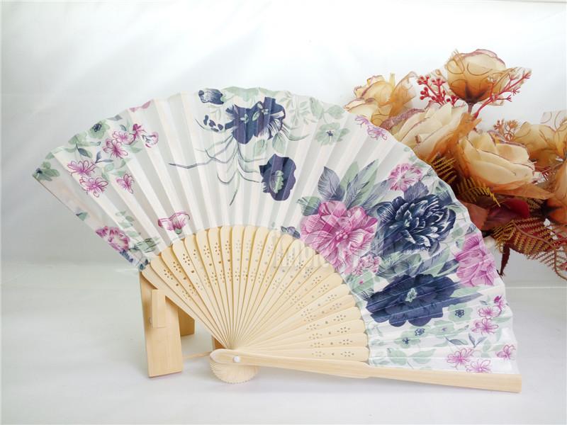 Изображение товара: Новый китайский японский винтажный необычный складной веер ручной работы, деревянный кружевной Шелковый цветок, танцевальные вентиляторы, товары для вечеринок в подарок