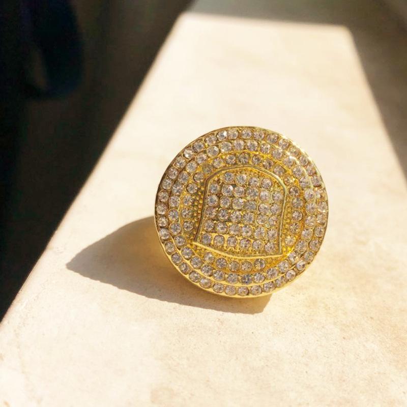 Изображение товара: Milangirl, роскошное кольцо в стиле хип-хоп, микро проложить камни, креативное кольцо с изображением значка, большие кольца для мужчин, ювелирные изделия