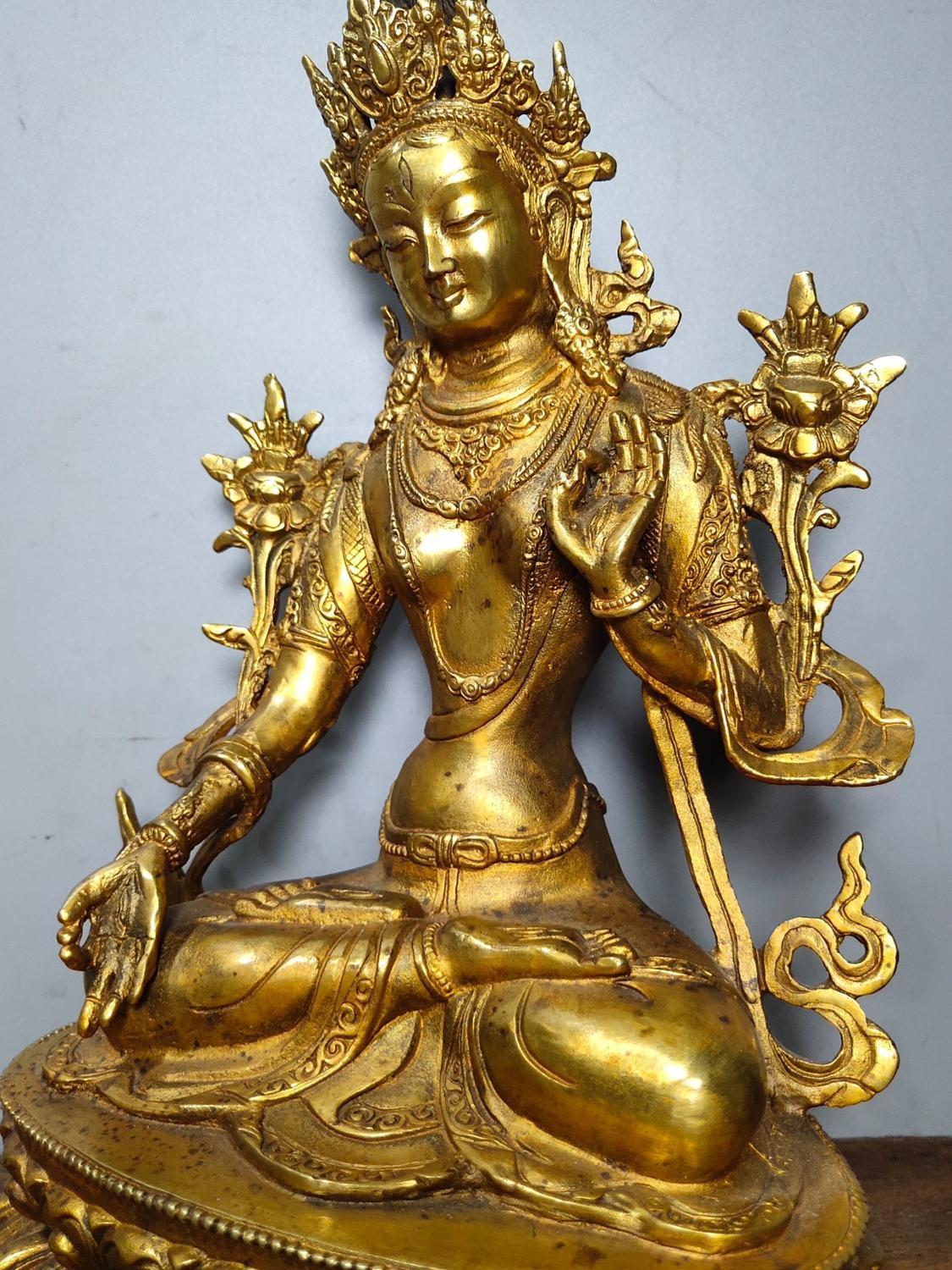Изображение товара: 12 дюймов Тибетский буддистский храм бронзовая позолоченная Белая Тара статуя бодхисаттвы статуя АВАЛОКИТЕШВАРЫ статуя amatorha, Хранитель Будды