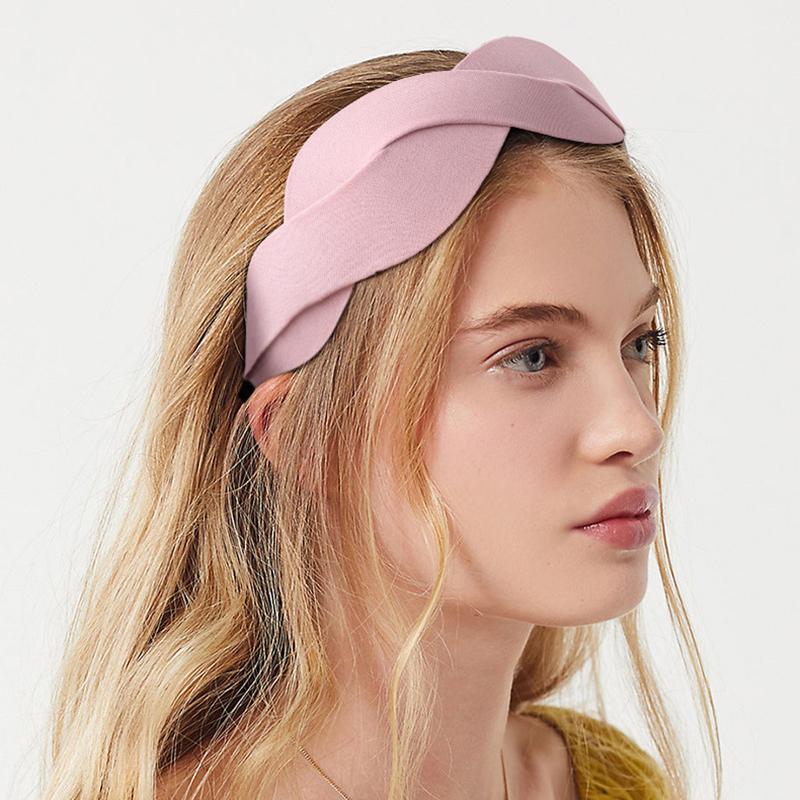Изображение товара: New Simple Solid Color Twist Hairband Fashion Cross Wave Wide Side Headband For Women Girls With Teeth Non-slip Hair Accessories
