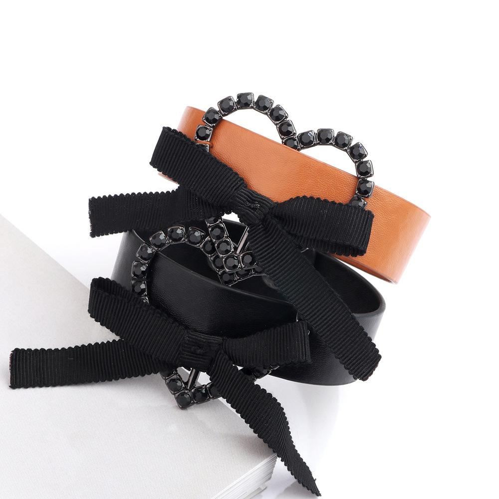 Изображение товара: TOTABC модный кожаный браслет для женщин с кристаллами винтажная Пряжка сердца Шарм широкие браслеты женские ювелирные изделия