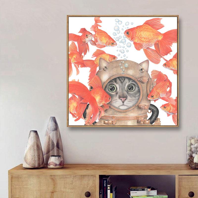 Изображение товара: Современная креативная животная Картина на холсте роспись котенок и золотая рыбка художественный плакат украшение для дома детская комната Детский сад картина