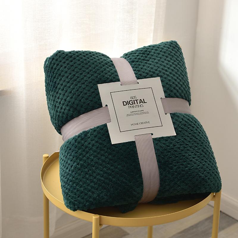 Изображение товара: Одеяло с пузырчатым поцелуем для кровати, однотонное толстое одеяло, фланелевое одеяло для кондиционирования воздуха, одеяло для дивана, домашнее одеяло на заказ