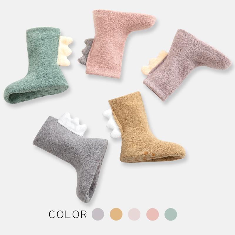 Изображение товара: Нескользящие Детские носки, осенне-зимние носки, коралловый флис, мягкая теплая одежда для малышей, девочек и мальчиков, носки для пола, тапочки для младенцев