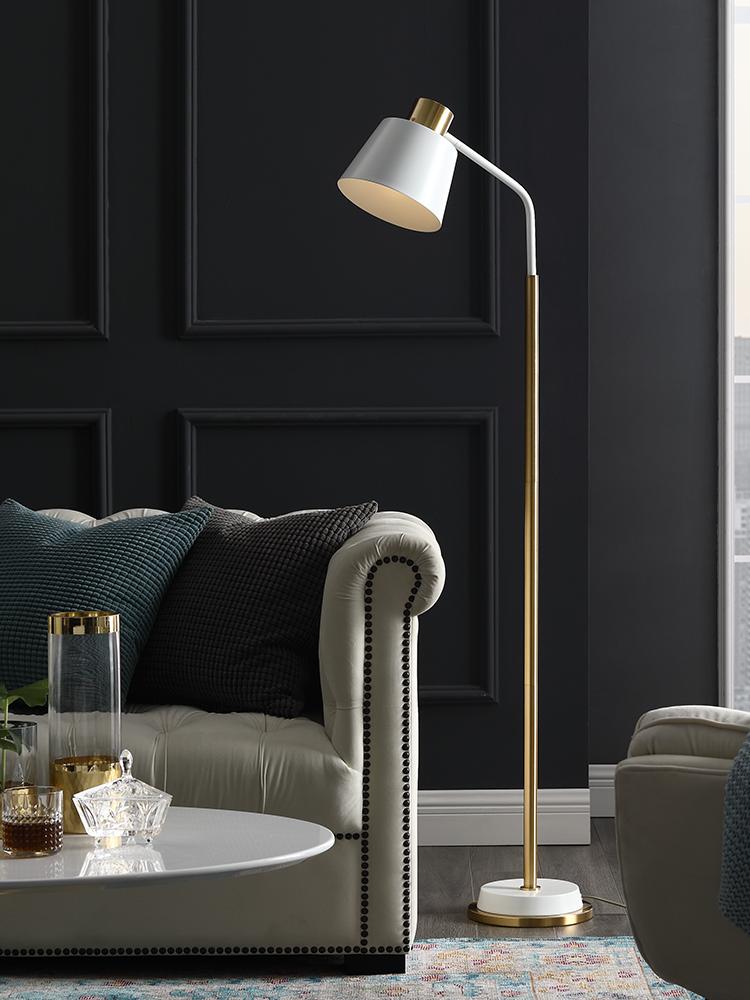 Изображение товара: Современная светодиодная Напольная Лампа, вертикальный светильник для чтения, для офиса, прикроватный светильник к, золотистый и черный цвета