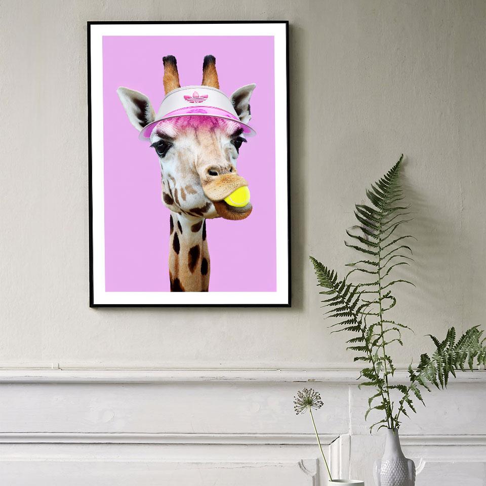 Изображение товара: Модная Настенная картина в виде кепки для тенниса, жирафа, постеры и принты в скандинавском стиле с животными, украшение для гостиной, Картина на холсте