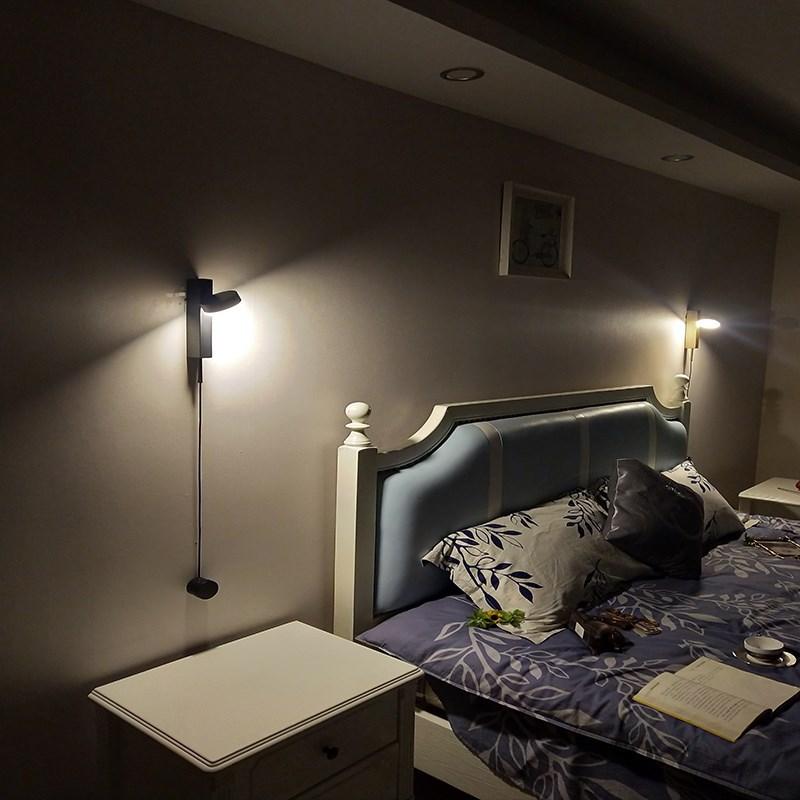 Изображение товара: Настенный светильник в стиле интернет-знаменитостей, современный минималистский дизайнерский светильник с регулируемой яркостью, украшение коридора, настенный светильник для спальни